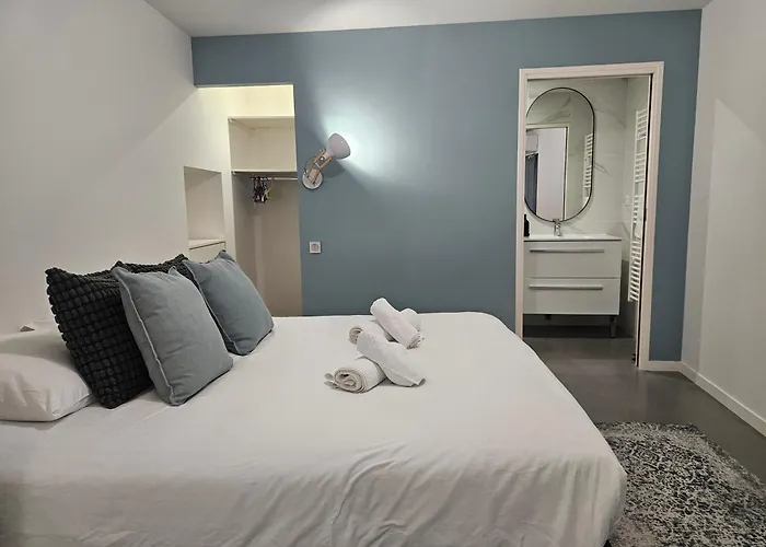 Charme Place Chateauneuf - Coeur De *